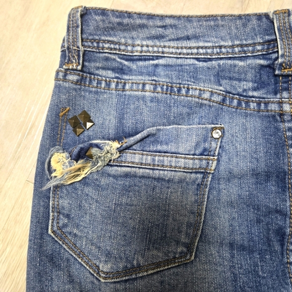 RUE 21 WOMENS JEANS SKIRT SIZE 9/10 - Picture 12 of 14